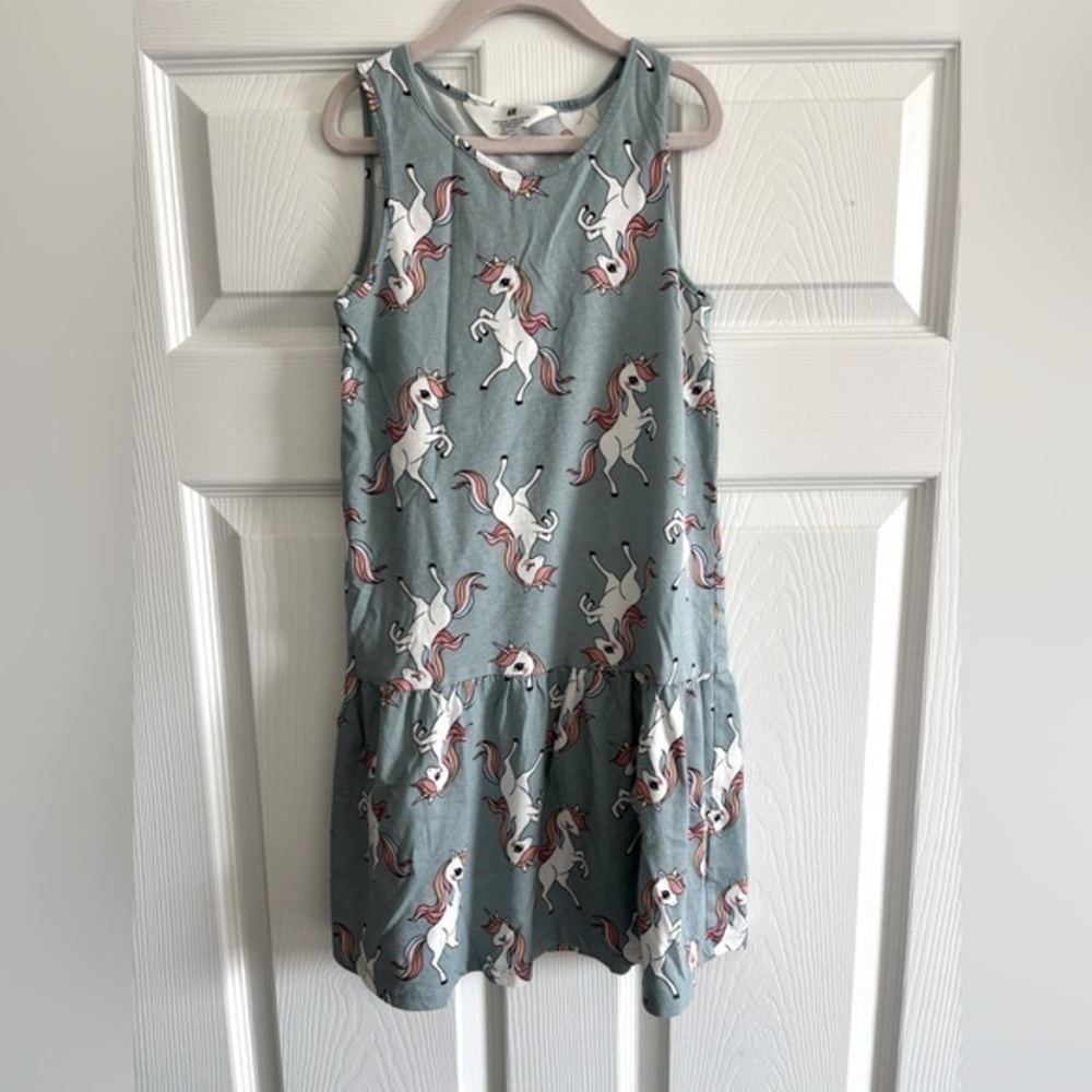 H&M Kids Unicorn Dress - Gray, White and  Pink
NWOT Size 8/10